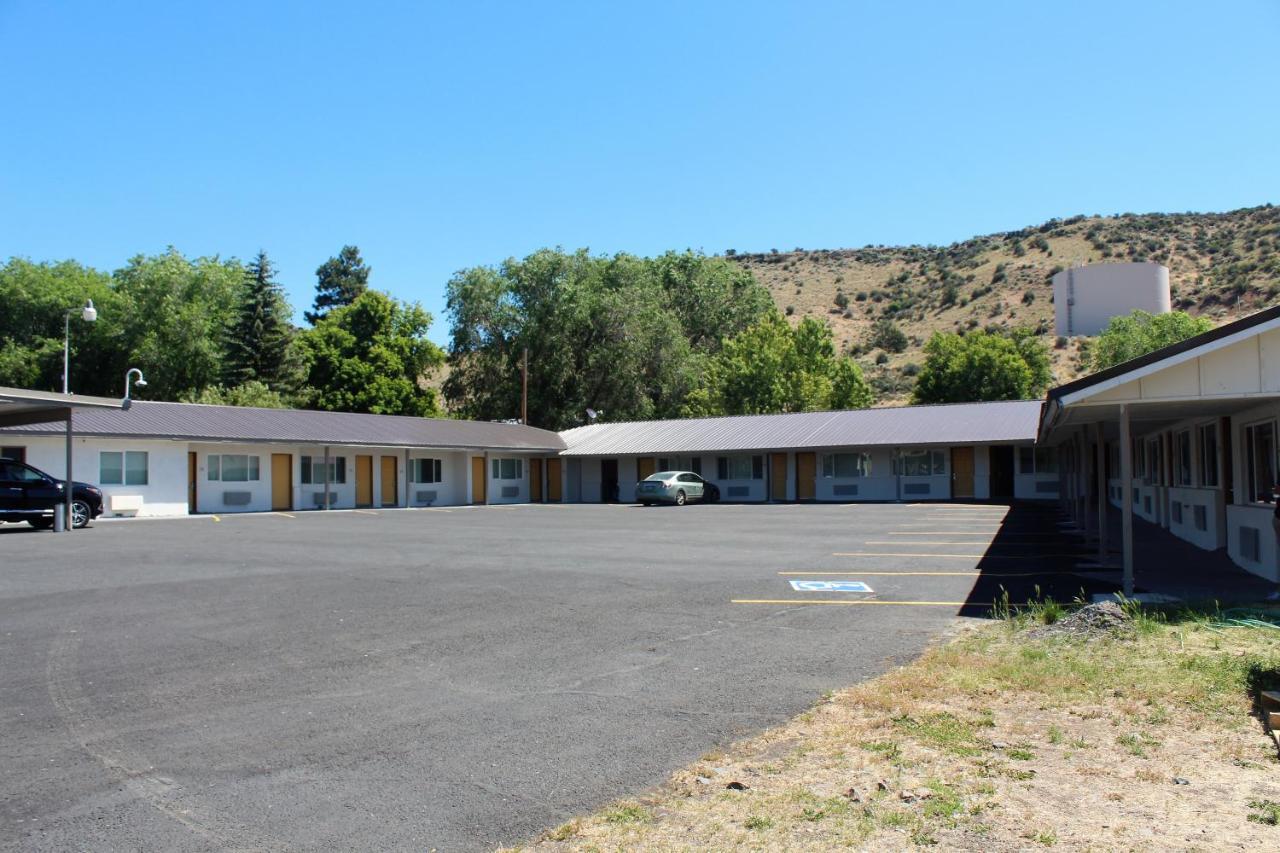 Oregon Trail Inn And Suites Лейквю Екстериор снимка