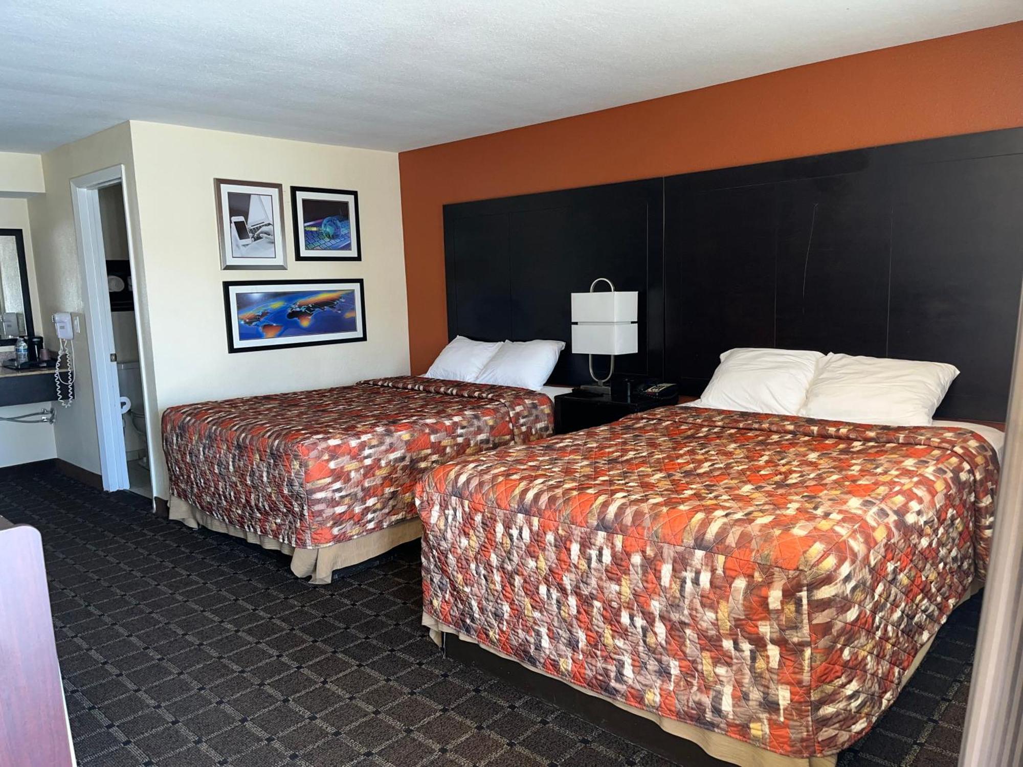 Oregon Trail Inn And Suites Лейквю Екстериор снимка